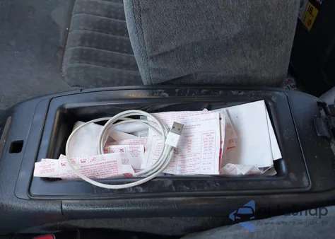 2001 Chevrolet S-10 Ls W/Zr2 z USA, uszkodzony, nr VIN 1GCCT19W618149436